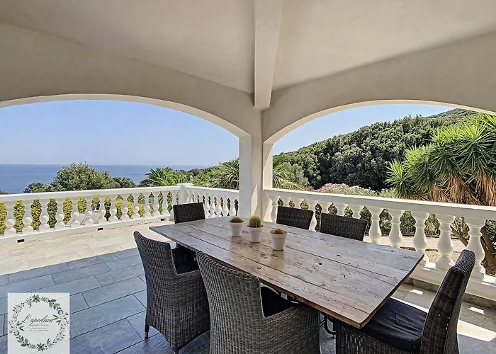 Seaview Marlau