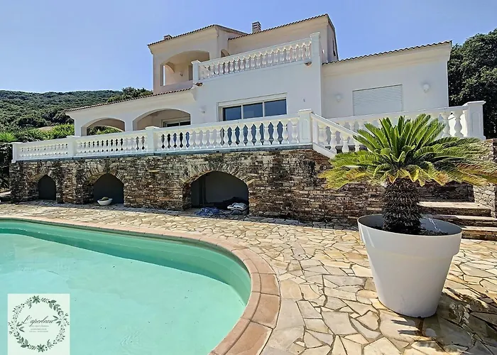 Seaview Marlau Otel Macinaggio (Corsica)