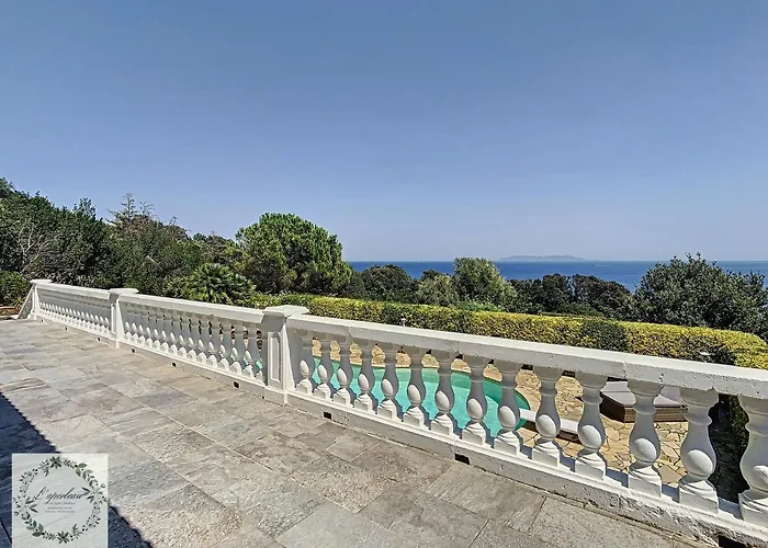 Otel Seaview Marlau Macinaggio (Corsica)